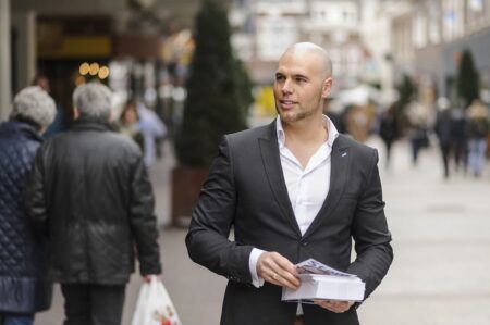 Former outspoken Dutch PVV parliamentarian converts to Islam