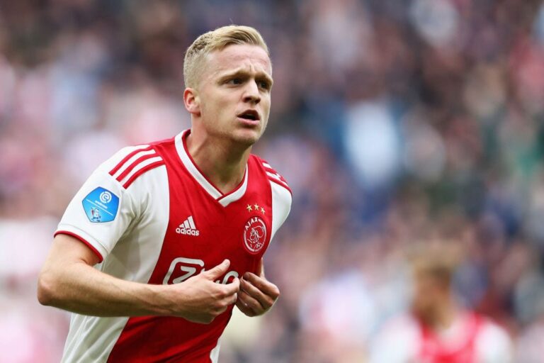 Man U sign Van de Beek for £35m