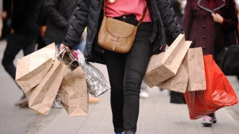 Gyms and all shops to reopen after English lockdown