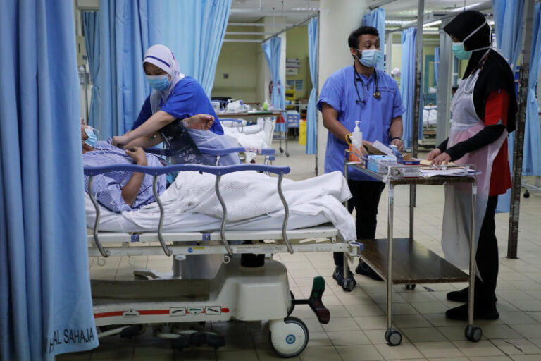 MALAYSIA REPORTS 1,032 NEW COVID-19 CASES, EIGHT NEW DEATHS