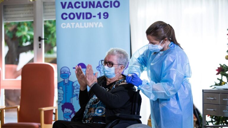 Spain to keep registry of those who refuse to get Covid-19 vaccine