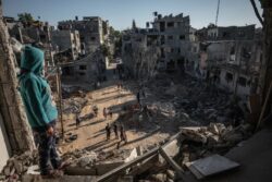 Egypt brokers a deal between Hamas Israel – to allow emergency supplies