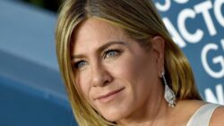 Jennifer Aniston explains cutting off unvaccinated friends