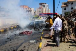 6 killed in Yemen as suicide bomb targets Aden governor