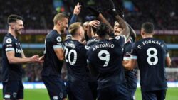 West Ham thrash 10-man Villa 