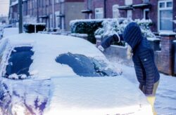 UK weather: Snow to hit Britain with big freeze as temperatures plunge to -3C, Met Office warns