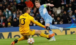 Kevin De Bruyne gives Manchester City advantage against Atlético Madrid