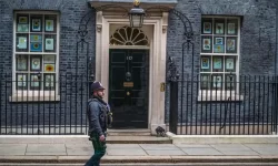 ‘Partygate’: Whitehall braced for top staff to be implicated in Sue Gray report