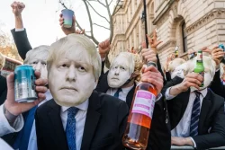 Boris Johnson pouring drinks ‘implies he started lockdown party’ 