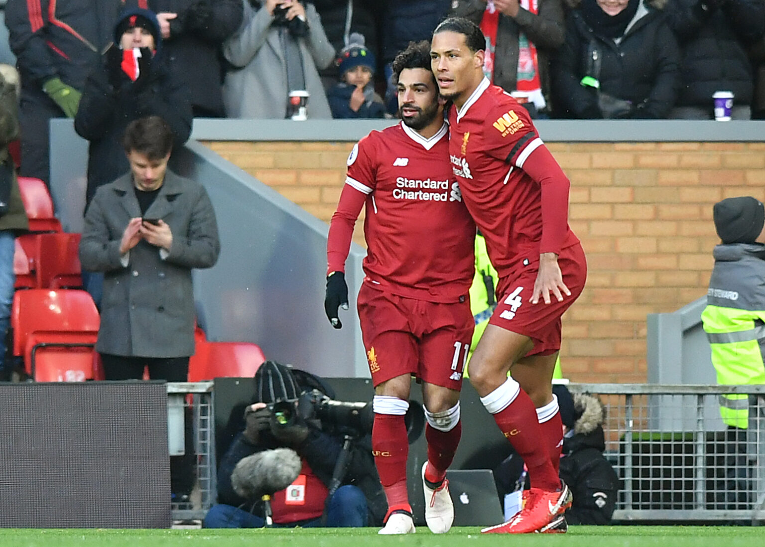 Liverpool waiting on Mohamed Salah and Virgil Van Dijk injury updates