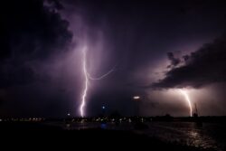 Met Office weather warning as thunderstorms to smash Britain TONIGHT – power cut fears