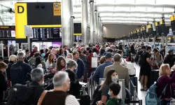 Heathrow passengers report ‘total chaos’ after 30 flights cancelled