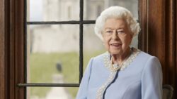 Platinum Jubilee: New portrait of the Queen unveiled 