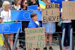 Approved! EU countries endorse Ukraine and Moldova as official candidates to join bloc