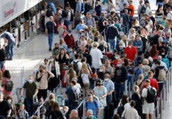 Chaos in Germany 134,000 passengers left stranded by Lufthansa