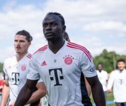 Sadio Mane makes his presence felt less than five minutes into Bayern Munich debut