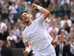 Wimbledon 2022: Cameron Norrie beats Tommy Paul to reach quarter-finals at All England Club