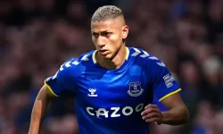 Tottenham confirm Richarlison signing in £60m deal with Everton