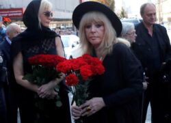 Russian pop megastar condemns Ukraine war 