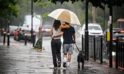 UK weather: more thunderstorms expected after 36,000 lightning strikes