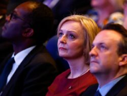 Lizz Truss becomes shortest serving UK prime minister in history she she quits after 44 days