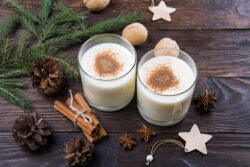 What is eggnog and how to make it at home?