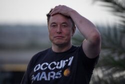 Elon Musk’s net worth slips below 0 billion as he ignores Tesla for Twitter