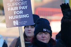 Government stands firm over pay deal for nurses