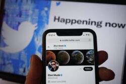 Elon Musk ‘resolves misunderstanding’ with Apple