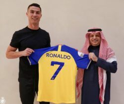 Jamie Carragher taunts former Man Utd striker Cristiano Ronaldo as Gary Neville reveals ‘sadness’ over Al Nassr transfer