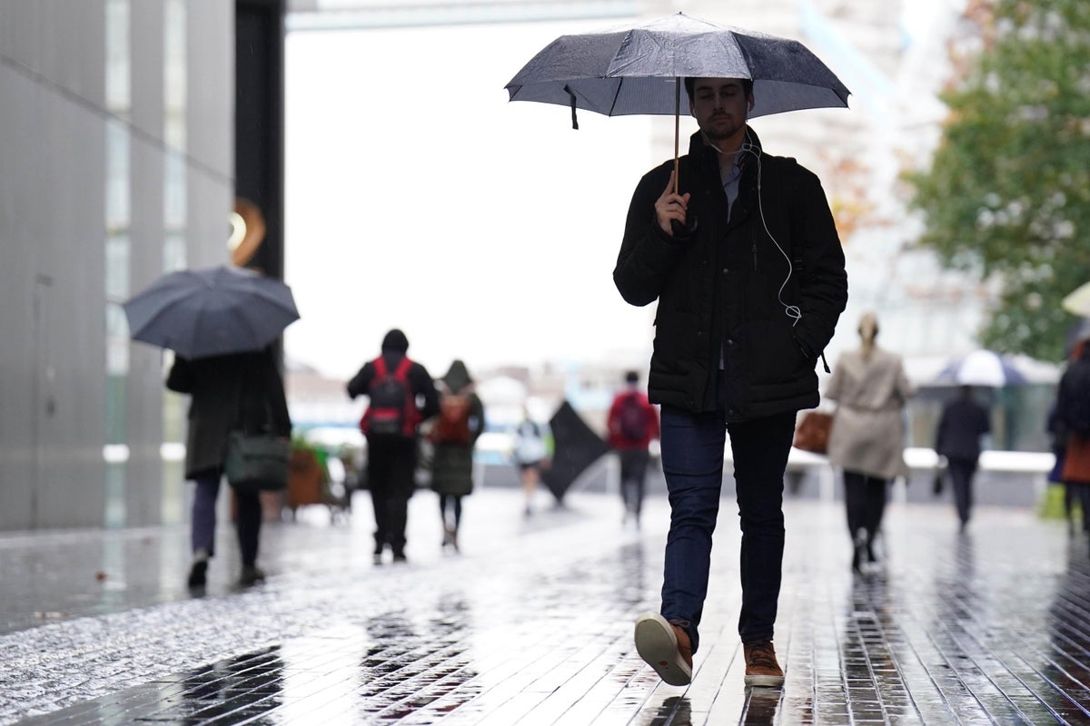 UK weather temperatures soar by 15 degrees in a day