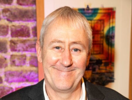 Only Fools and Horses star Nicholas Lyndhurst joins Kelsey Grammer in Frasier sequel series