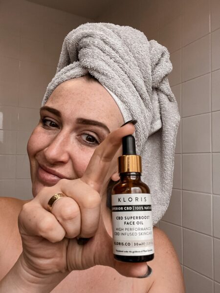 This is why you should be using CBD oil if you suffer from acne