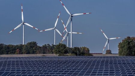 EU on track to exceed 2030 renewable target, prompting call for higher ambition