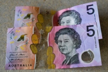 King Charles will not replace the Queen on Australia’s  note