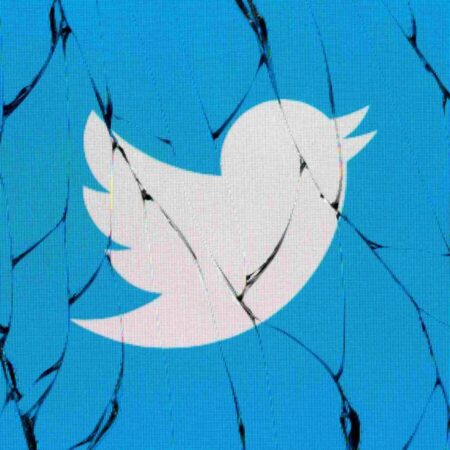 Twitter outage as accounts told they exceeded daily limit 