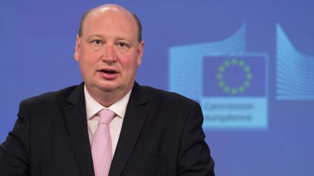 Top EU transport official resigns after accepting free flights from Qatar