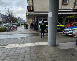 Armed police deployed to ‘hostage situation’ at German pharmacy