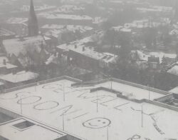 ‘Group of lads’ leave heartwarming message in snow for hospital patients