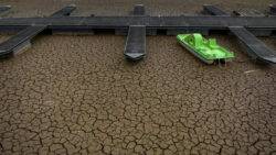 Spain approves emergency measures worth EUR2.2 billion to battle crippling drought