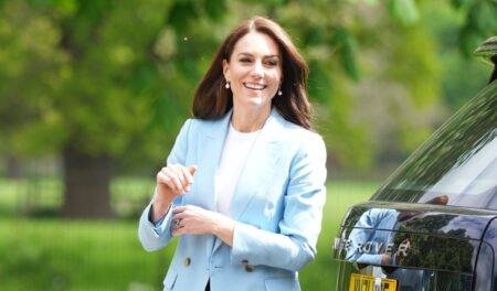 Kate Middleton ‘forced to reveal cancer’ after threat of medical records leaking