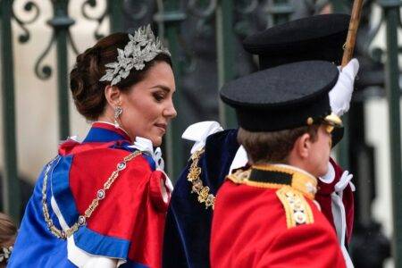 Love Kate’s tiara and Charlotte’s flower crown? Get the look for a fraction of the cost