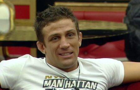 Alex Reid’s fiancee gives devastating update on unborn twins weeks after waters broke early 