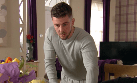 Hollyoaks spoilers: New health-related storyline hinted at for Joel Dexter