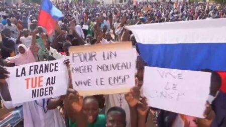 WATCH: Thousands rally in support of military junta in Niger