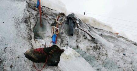 Melting glacier exposes body of climber missing since the 1980s