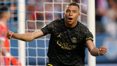 Al-Hilal make £259m offer for Kylian Mbappe