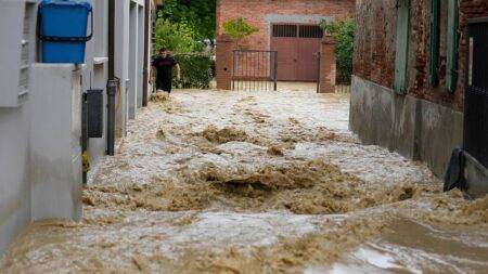 Why do floods follow drought? Scientists show climate change is fuelling more ‘sudden shifts’