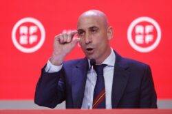 Luis Rubiales: Spanish Football Federation regional presidents call for resignation