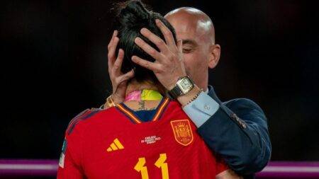 Breaking – Luis Rubiales refuses to step down after kissing player and grabbing his crotch